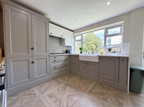4 bed End of Terrace for sale Image 7