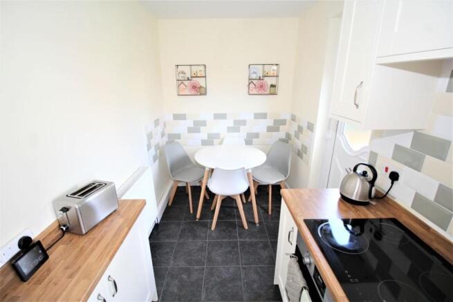 Kitchen / Breakfast Room