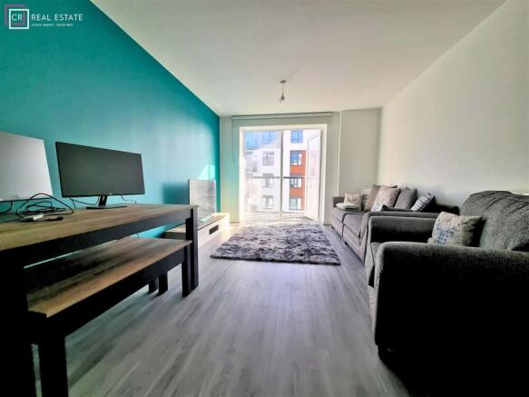 LOUNGE AREA