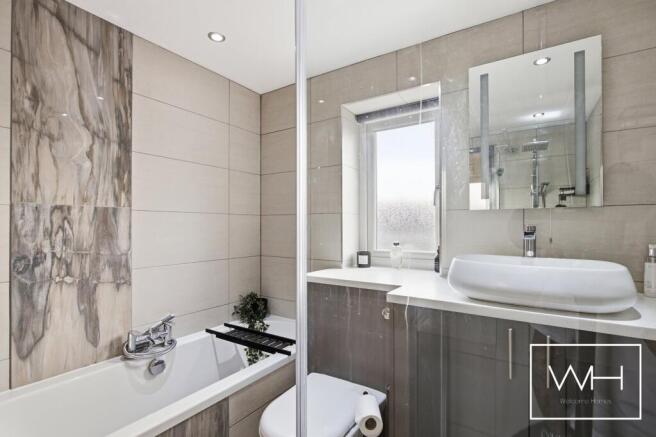 3 bed Semi-Detached for sale Image 6
