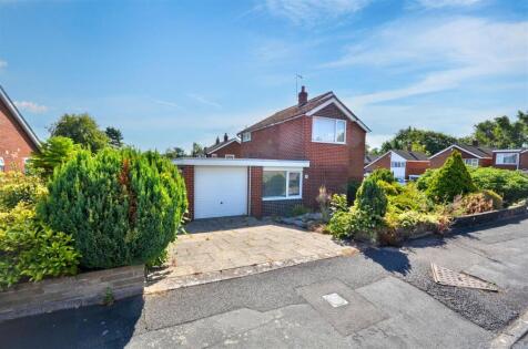 Bracken Close, Tittensor