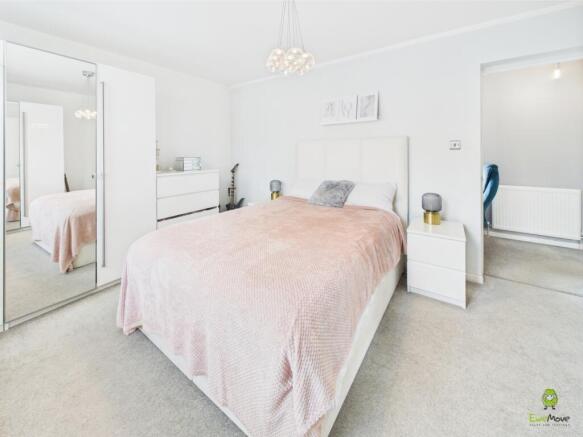 Presented by Nicoleta at EweMove Bexleyheath and D