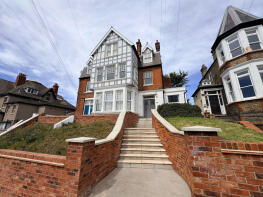 Flat 2, 1, Palmerston Road, Westcliff-on-sea SS0 7TA