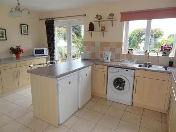 27 Swain Close 033.J