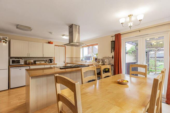 The Crescent, East Hagbourne, OX11 photo 4