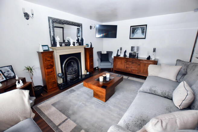 Lounge 2