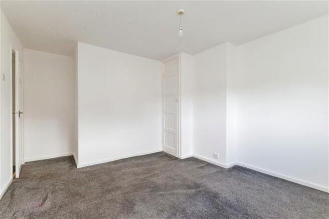 3 bed House to rent Image 4