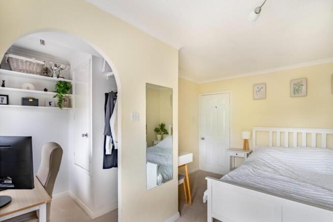2 bed Semi-Detached for sale Image 9