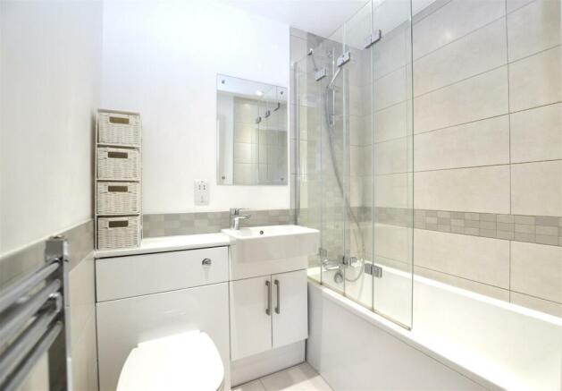 Flat 1 Apus House (6).JPG