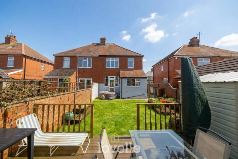 Shaftesbury Avenue, Grimsby, DN34