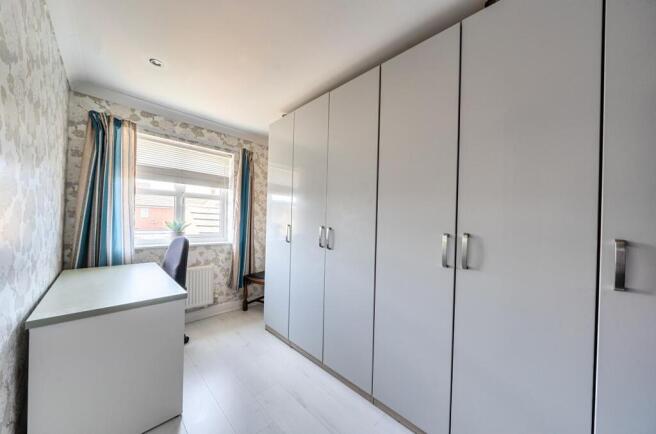 3 bed Semi-Detached for sale Image 11