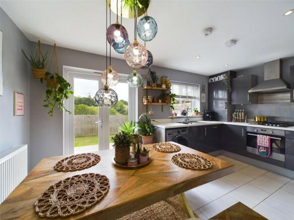Kitchen/Dining Room