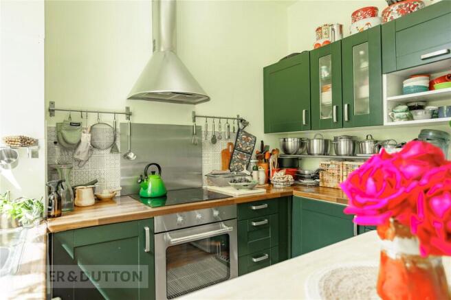 3 bed Terraced for sale Image 9