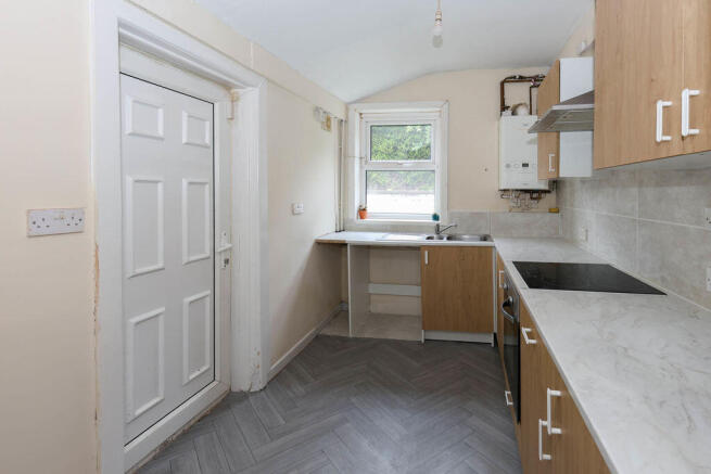 Mayfair Gardens, Rochdale photo 4