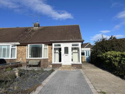 Benfield Grove, Seaton Sluice, Whitley Bay, Northumberland, NE26 4JP