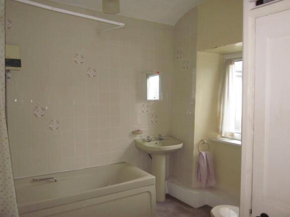 Photo 6