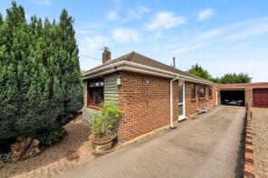 15, Harty Avenue, Wigmore, Gillingham ME8 0NA