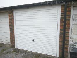 9, Cedar Place, Gateway Close, Northwood HA6 2RW