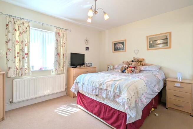 2 bed Apartment for sale Image 6