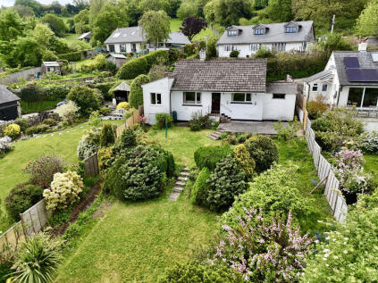 Trevern, Bridford Road, Christow, Exeter