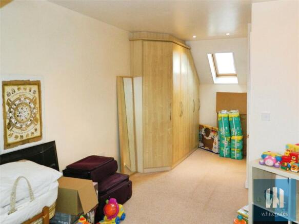 3 bed Terraced to rent Image 8