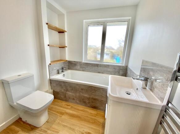 Bath/Shower Room
