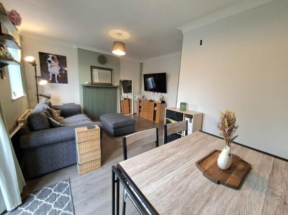 LIVING ROOM/DINING AREA