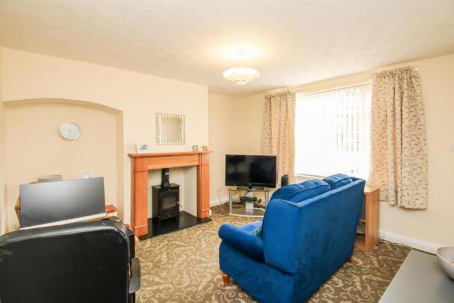 3 bed Town House for sale Image 5