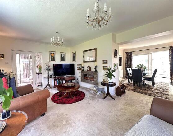 3 bed Detached for sale Image 3