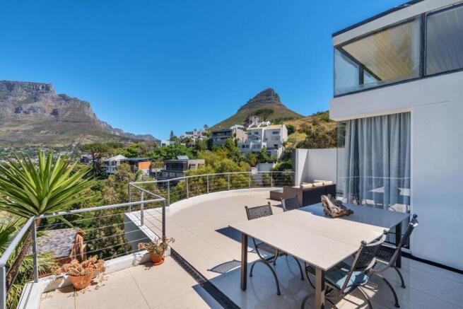 Table Mountain & Lions Head Views