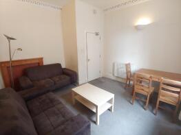 2f2, 2, Drumdryan Street, Tollcross, Edinburgh EH3 9LA
