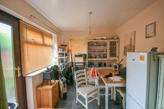 2 bed Semi-Detached for sale Image 4