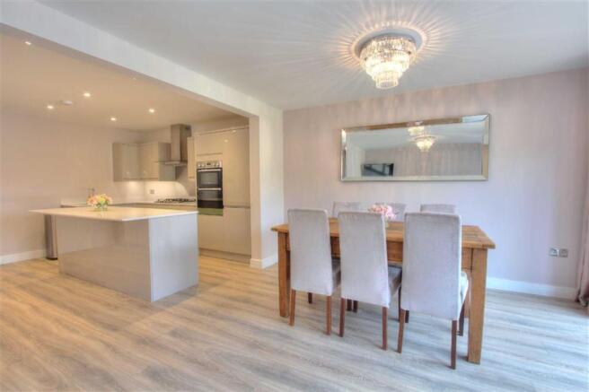 Kitchen: