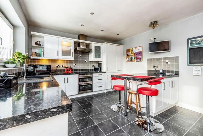 BREAKFAST KITCHEN