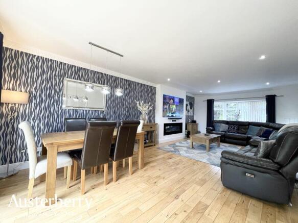 Lounge/Diner