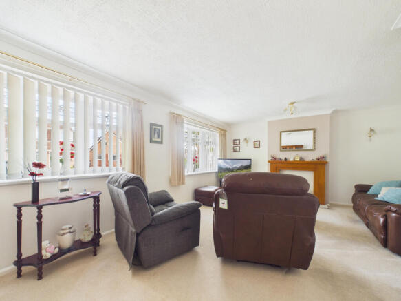 3 bed Semi-Detached for sale Image 5
