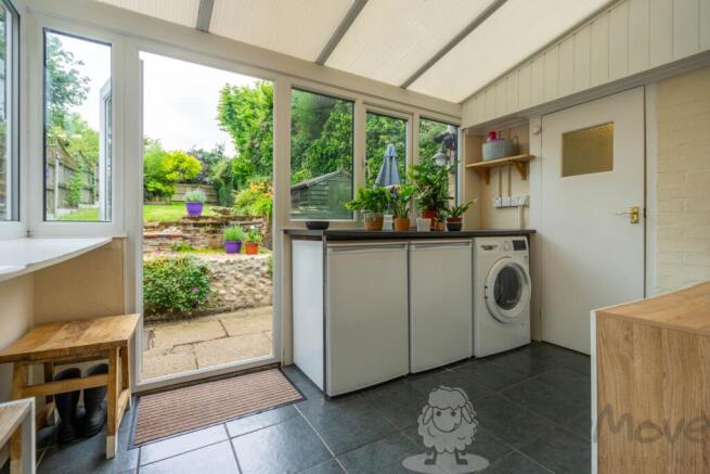Sun - Utility Room