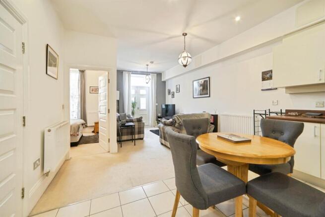 1 bed Apartment for sale Image 9