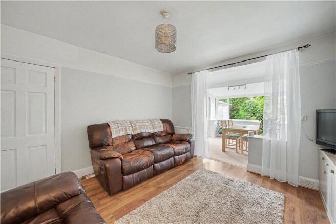 3 bed Semi-Detached for sale Image 11