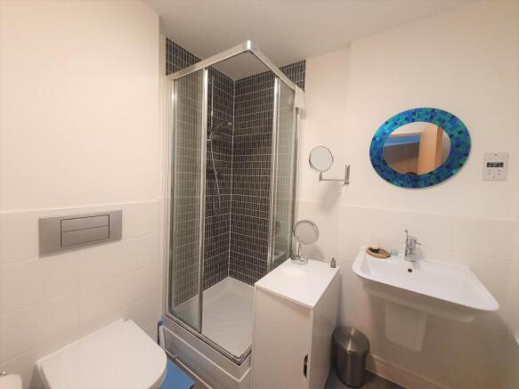 En-suite Bathroom