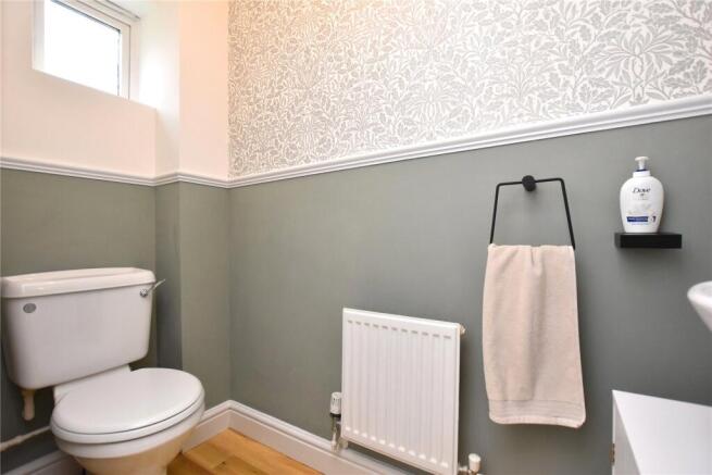 3 bed Semi-Detached for sale Image 12