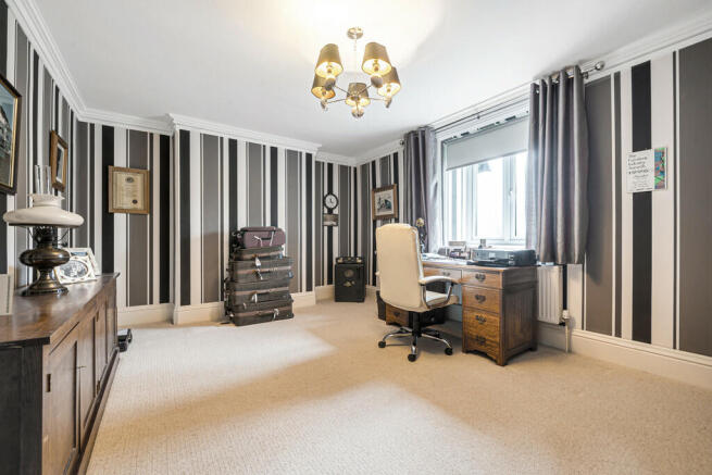 Bedroom 4/Office