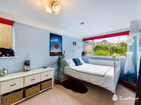 Bedroom 3 (Double)