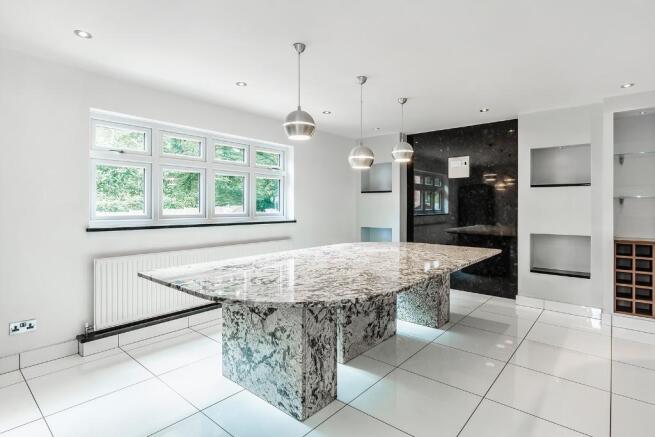 Kitchen/Breakfast