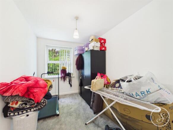 2 bed Flat for sale Image 10