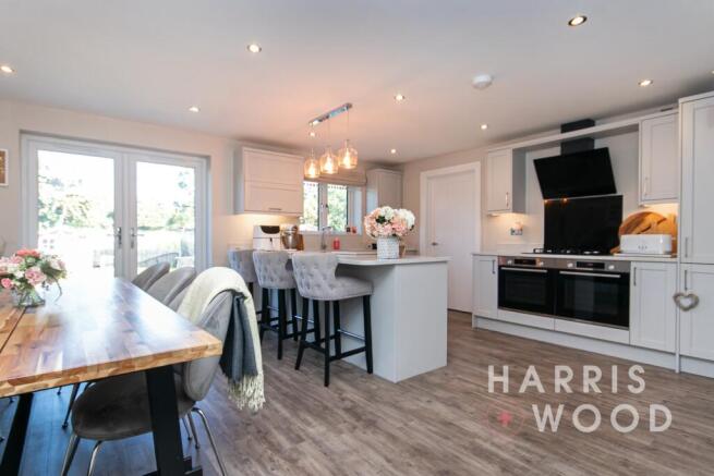 Priory View, Harwich Road, Manningtree, CO11 photo 2
