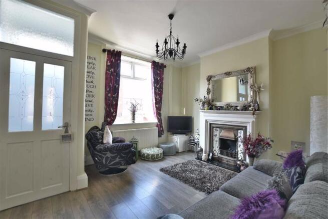SITTING ROOM