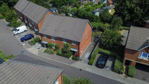 Ruppell Rise, Haywards Heath, RH16
