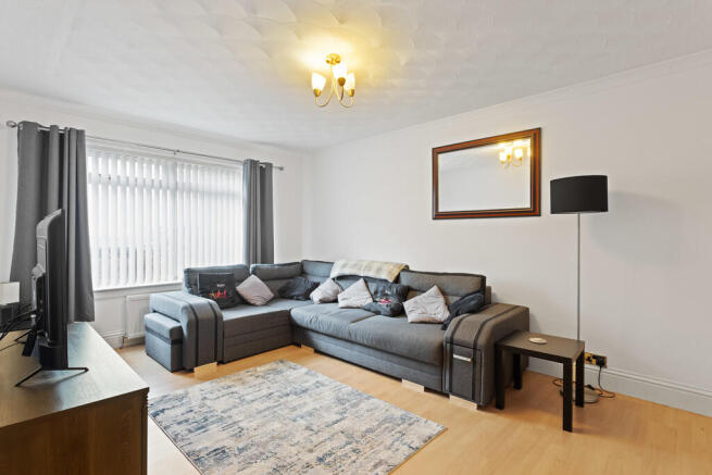 2 Falconoer Rise ...