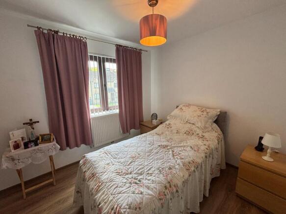 2 bed Semi-Detached for sale Image 6